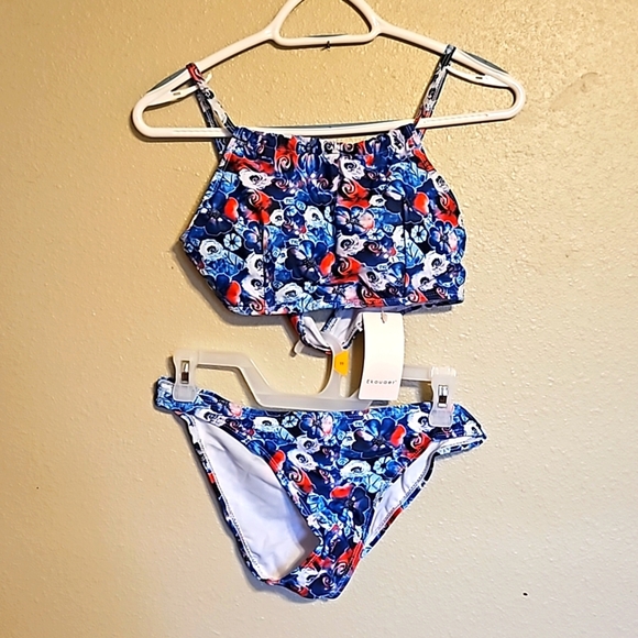 Ekouaer 2 piece NWT Swim Suit Bakini - Picture 1 of 9